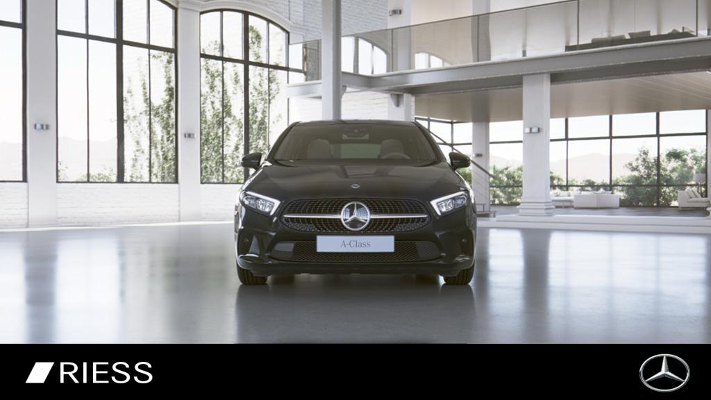 Mercedes-Benz A 250 PROGRESSIVE LED MBUX HIGH