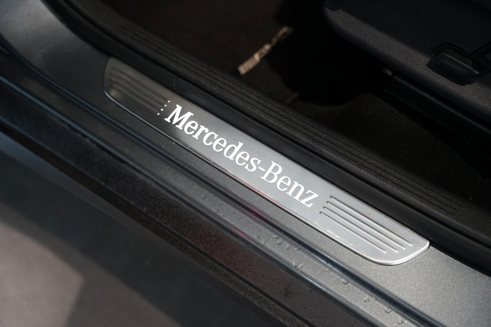 Mercedes-Benz GLC 300 4Matic | AMG | Comand | Pano | AHK