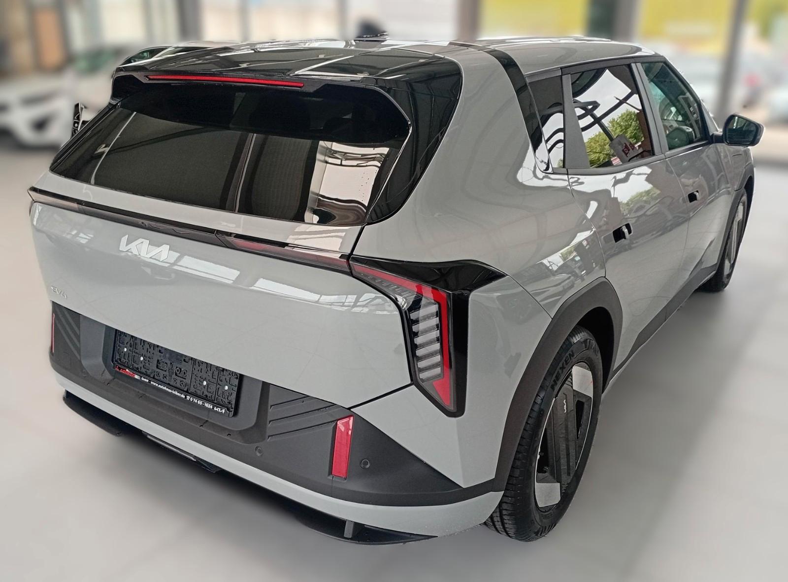 Kia EV4 81,4 kWh Earth+TEC+UP+WIC