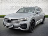 Volkswagen Touareg 3.0 V6 TDI R-Line 4Motion Sportpaket Luf - Volkswagen Touareg: V6 TDI R Line