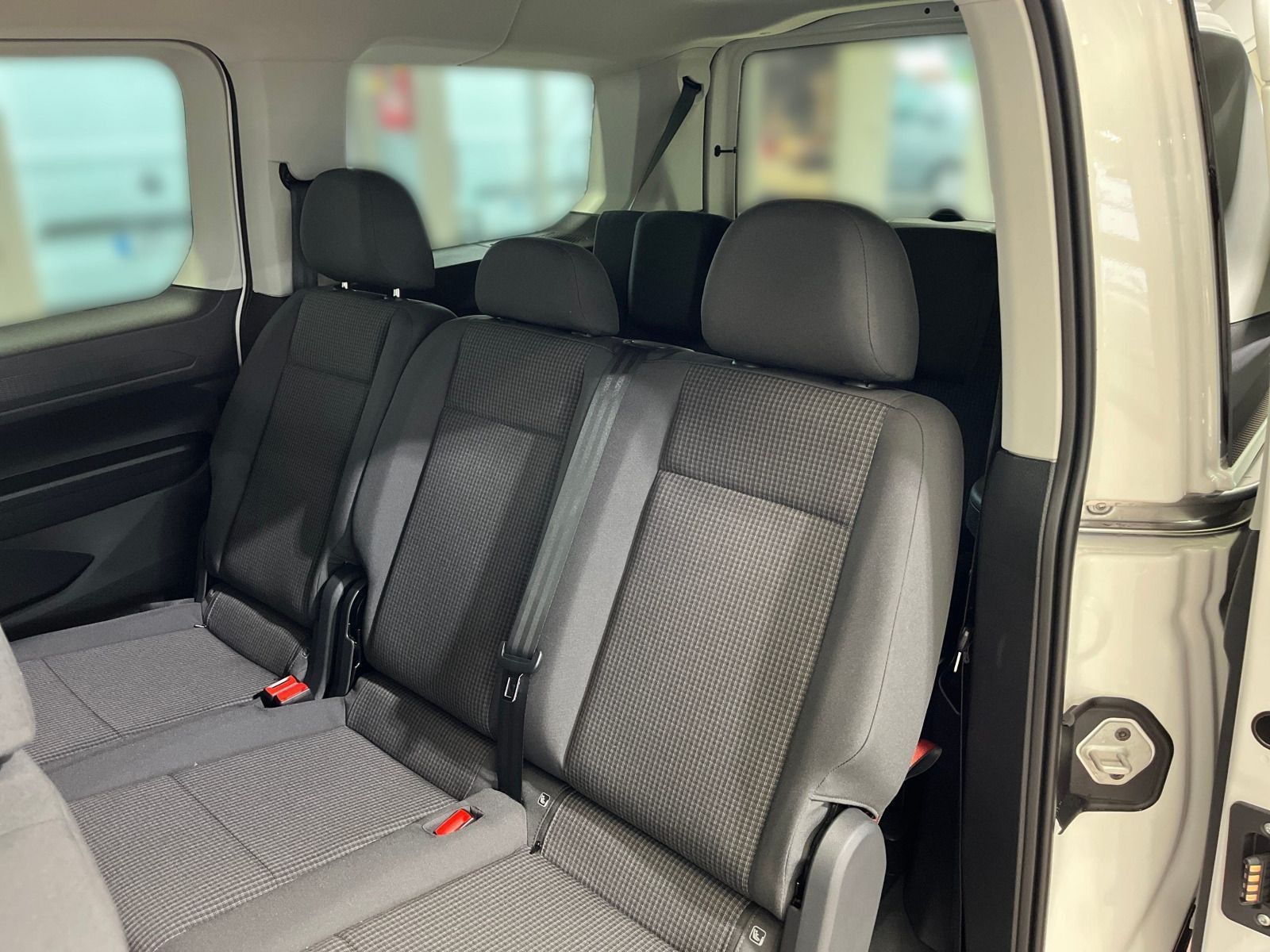 Volkswagen Caddy Maxi - Bild 8