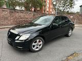 Mercedes-Benz Mercedes E250 CDI Avantgarde |Vollausstatt... - Mercedes-Benz E 250 in Oberhausen