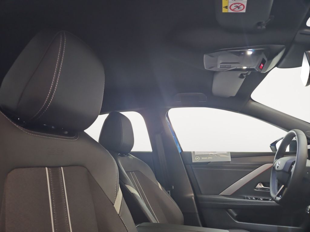 Fahrzeugabbildung Opel Astra Sports Tourer 1.2 Turbo GS AHZV