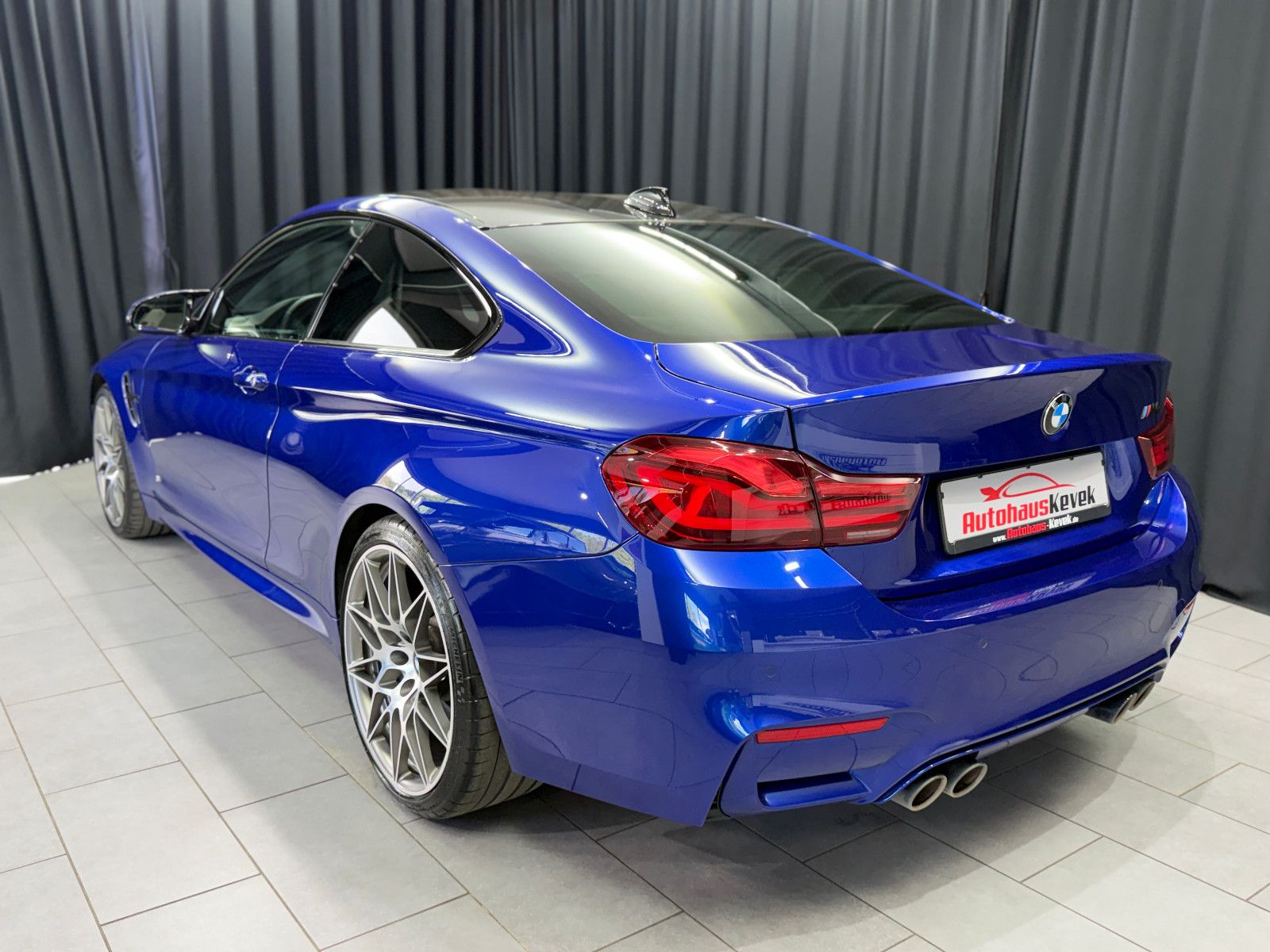 Fahrzeugabbildung BMW M4 Competition |INDIVIDUAL|H/K|HuD