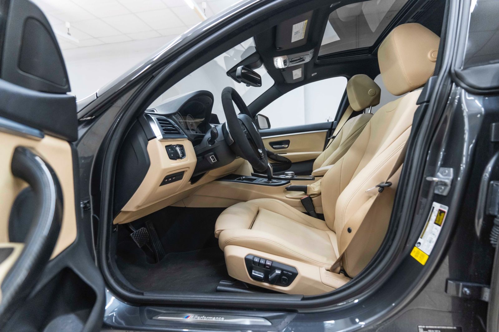 Fahrzeugabbildung BMW 430i GC M-Performance HIFI LED KAM NAV CARPLAY