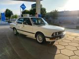 BMW E28 525e - BMW 525 aus 1986