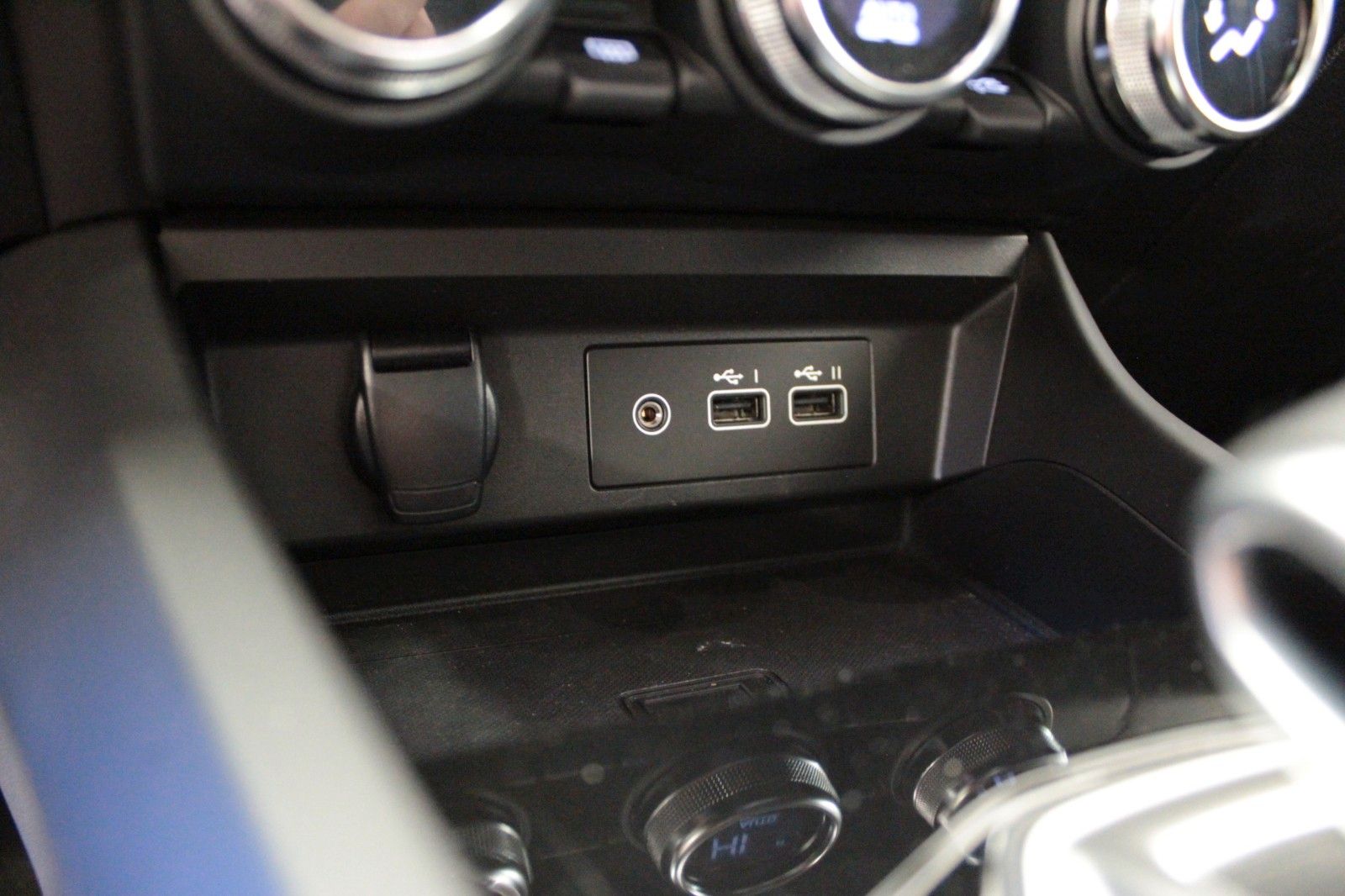 Fahrzeugabbildung Renault Arkana Mild Hybrid 160 EDC Esprit Alpine*15098*