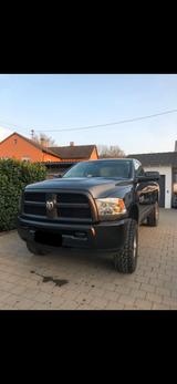 Dodge RAM 3500 / G56 Schalter / 6.7 Cummins Diesel  - Dodge Cummins mit Diesel-Antrieb
