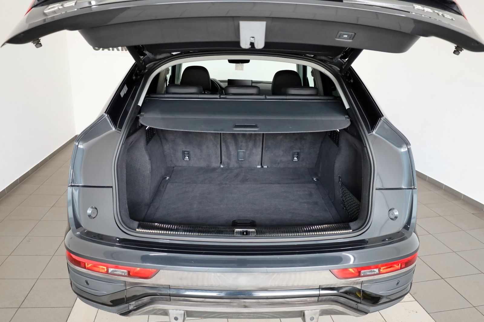 Fahrzeugabbildung Audi Q5 Sportback 35 TDI advanced Leder,Navi,Matrix-L