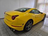 Ferrari California 3.9 V8 T Giallo Modena Service Neu - Ferrari