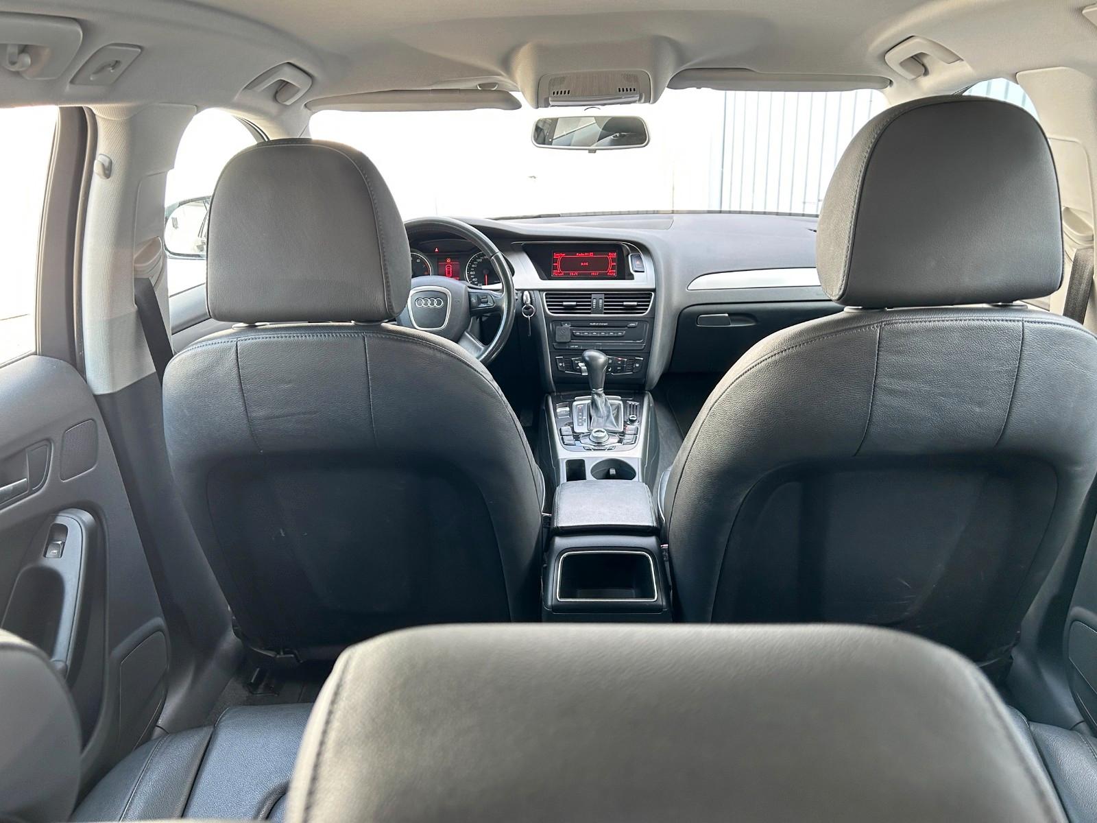 Audi A4 2009 — photo 14