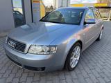 Audi A4 1.8 T 140kW Avant/ Teilleder/ Zahnriemen NEU - Audi A4 aus 2003: Kombi