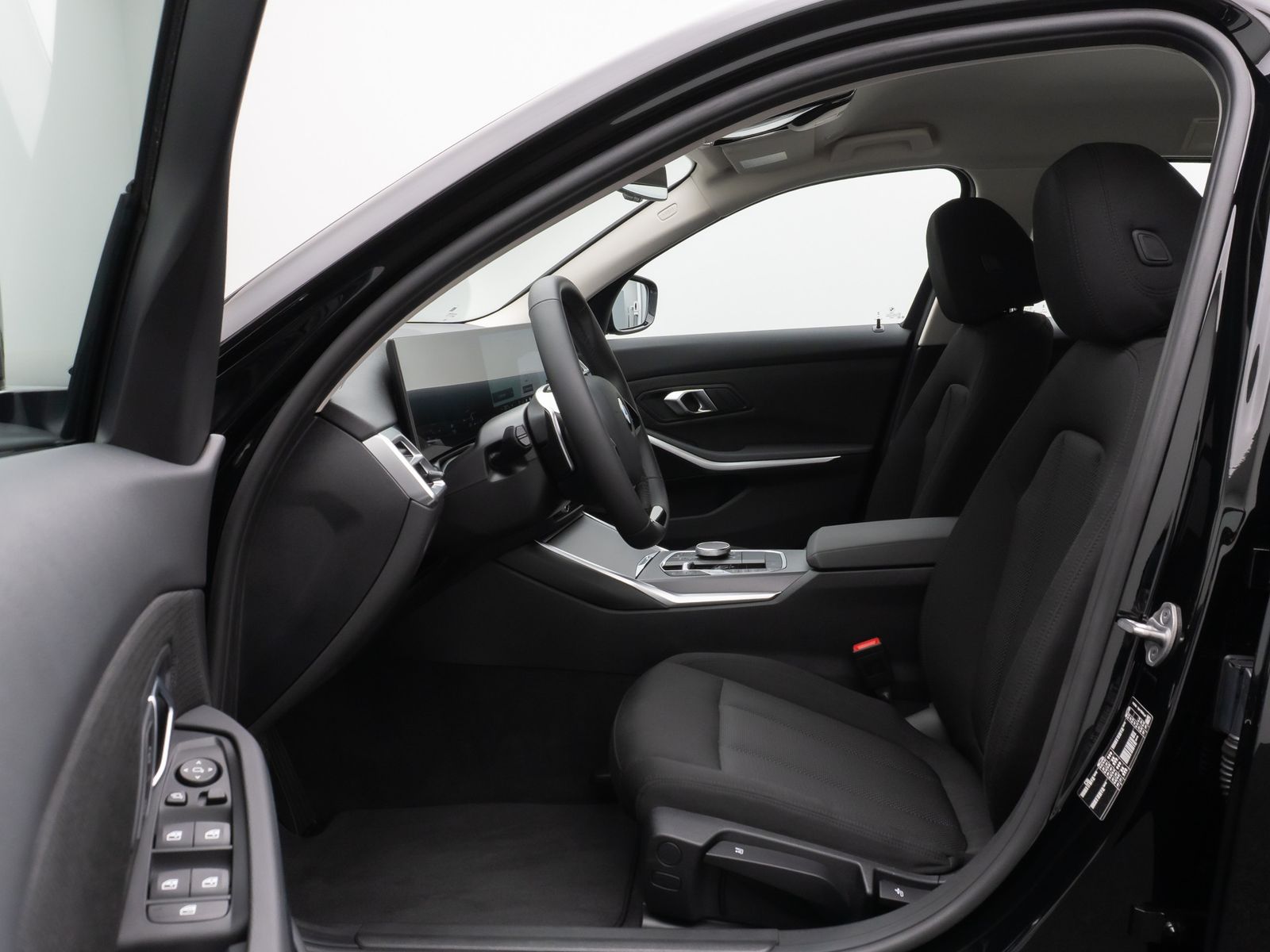 Fahrzeugabbildung BMW 318i Kamera DAB CockPit+ Alarm Geschwindigkeitsr
