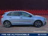 Hyundai i30 5-Türer Advantage Navi Einparkhilfe vo+hi Si - Hyundai i30: Blau