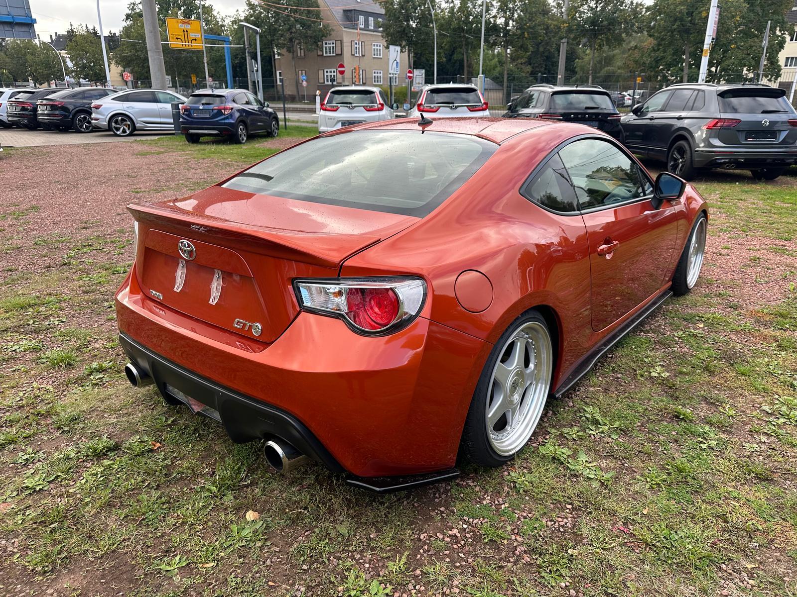 TOYOTA GT86 - 2.0 200 CV - BVM - 18''