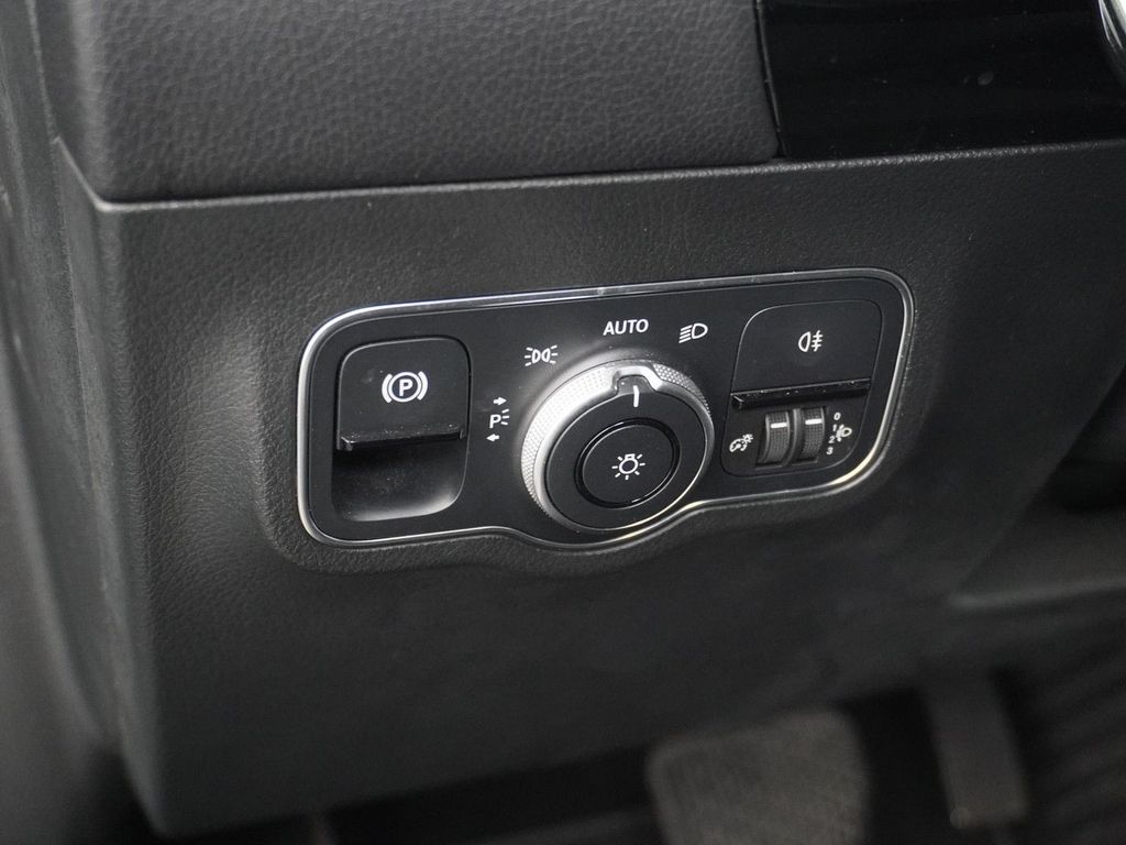 Mercedes-Benz B 180 180d Business Solution Plus AHK | navi | L