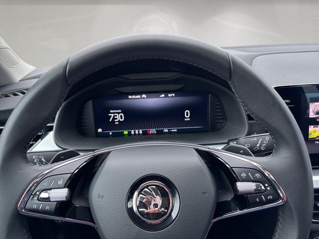 Fahrzeugabbildung SKODA Scala 1.5TSI DSG Selection +NAVI+RFK+SHZ+PDC+LED