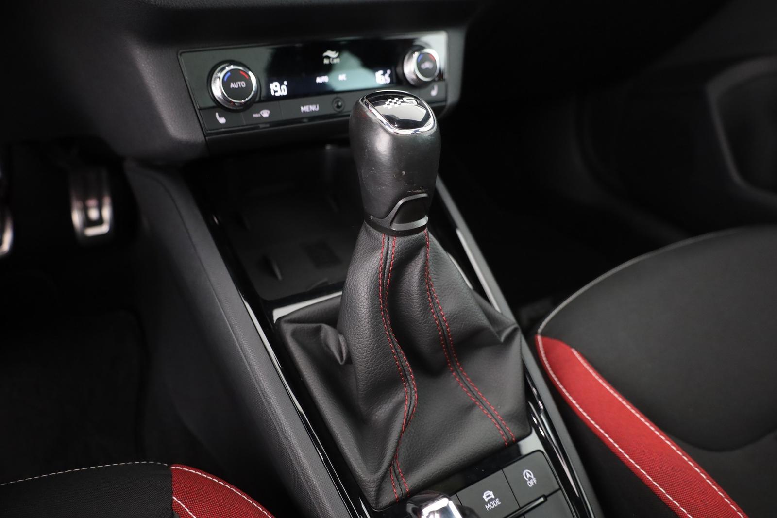 Skoda Scala 1.5 TSI Edition S ABT LED Navi Panorama