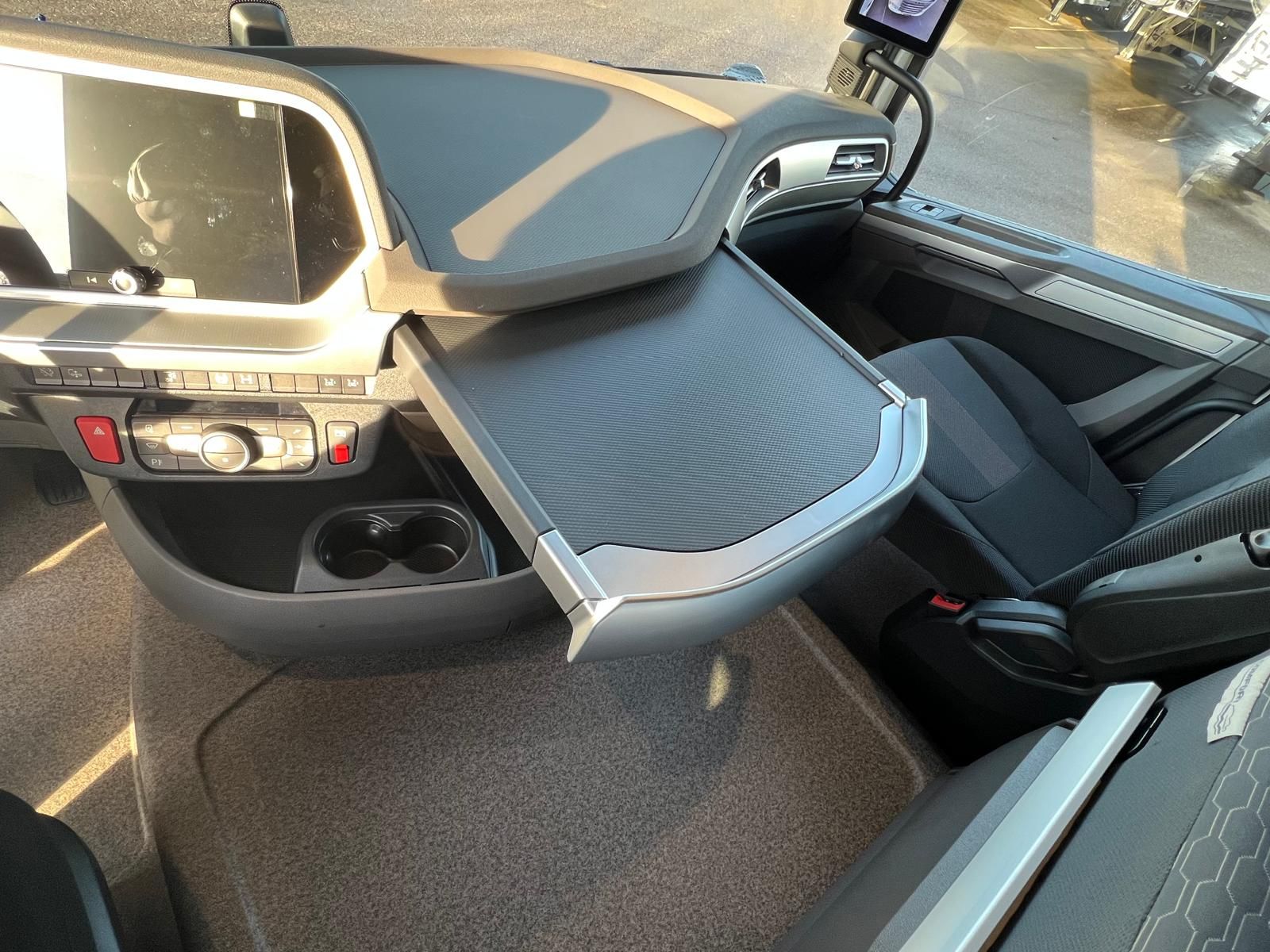 Fahrzeugabbildung DAF XF 480 FT mit ADR Ausstattung