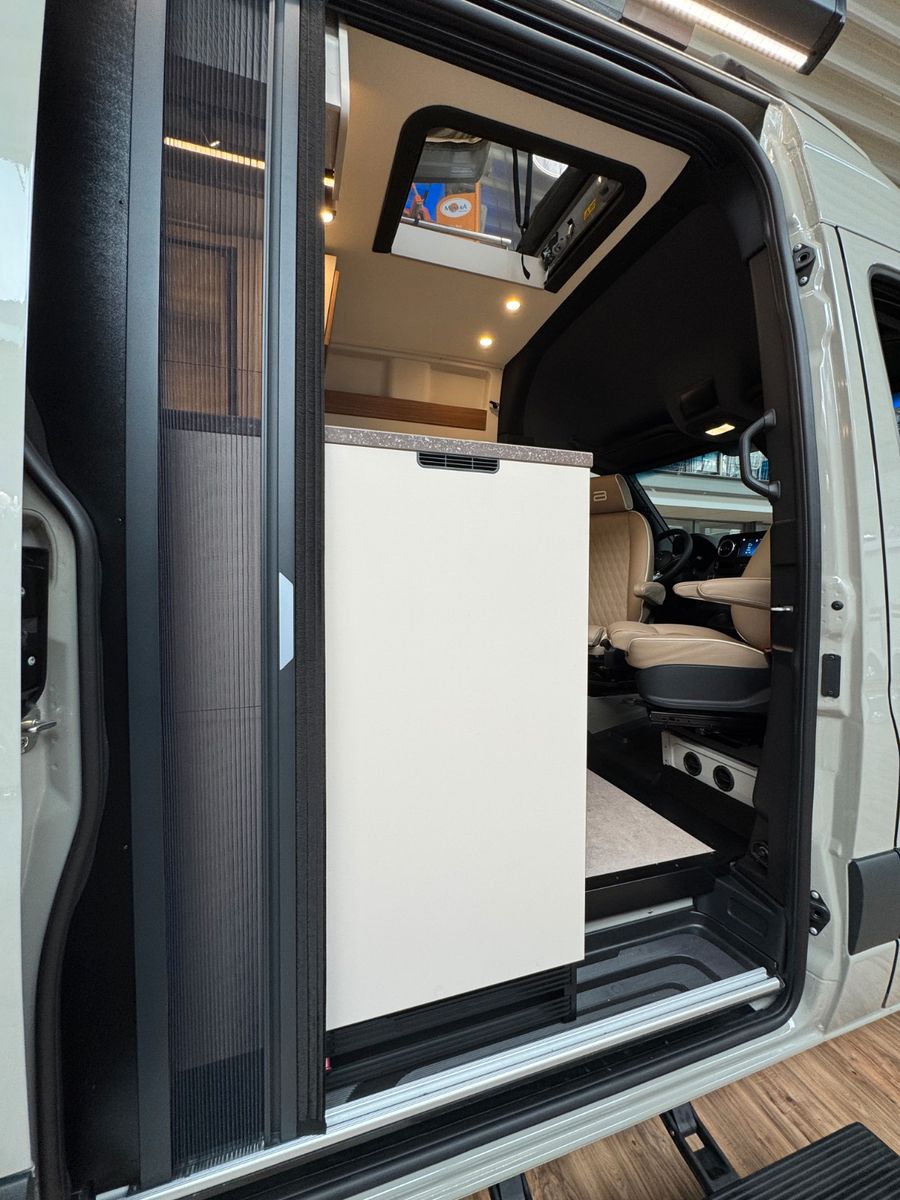 Fahrzeugabbildung Bürstner Habiton Mercedes HMX 6.0 Allrad 4x4 Schlafdach !