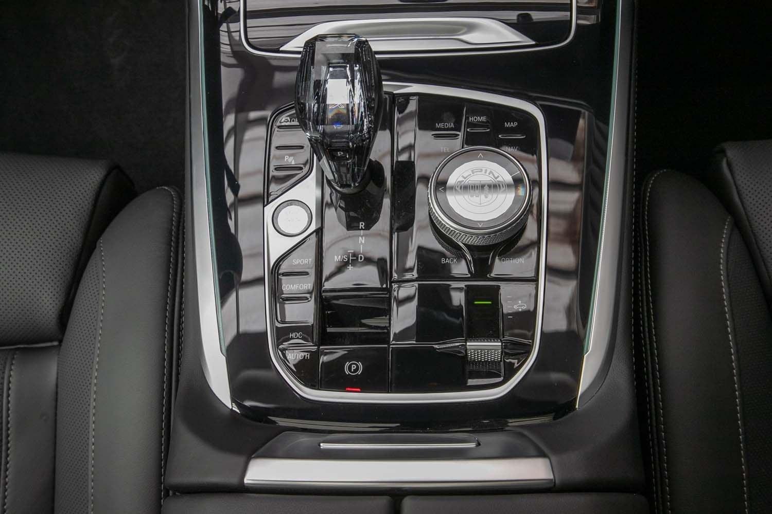 ALPINA XB7 Allrad HUD AHK Pano B&W