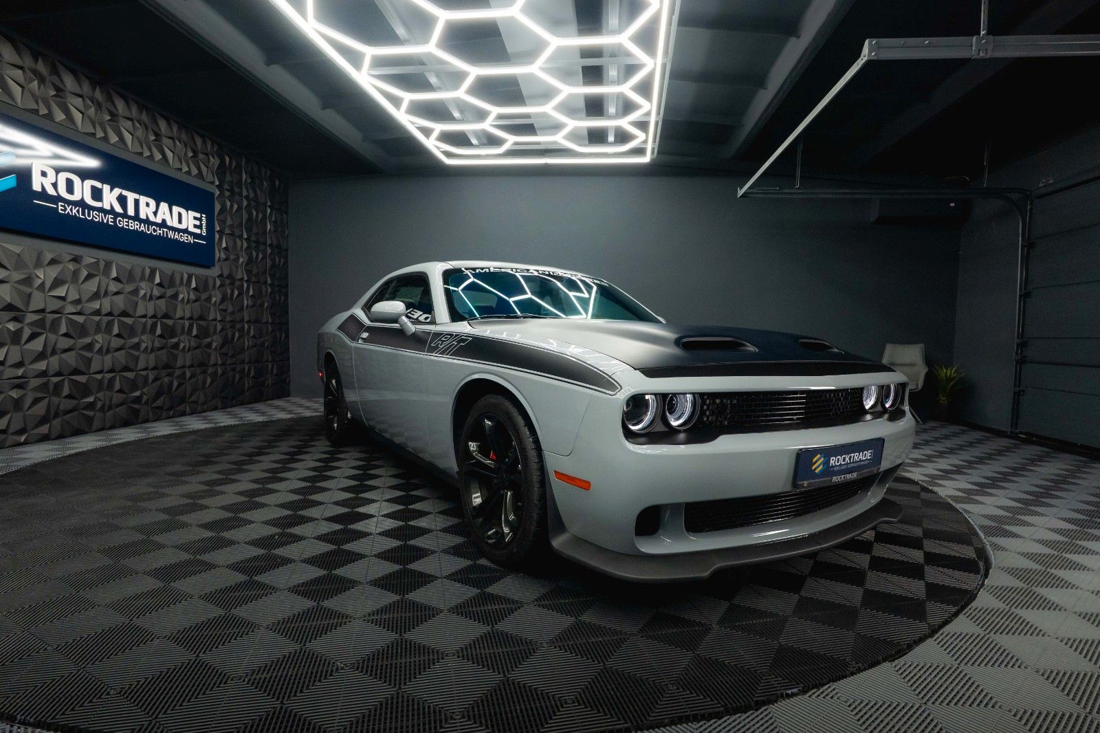 Fahrzeugabbildung Dodge Challenger 5.7 V8 R/T SRT Style Performance*LED*