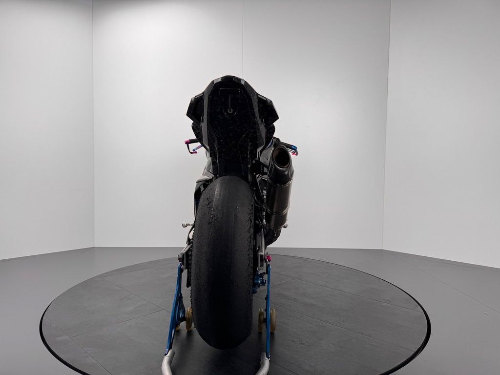 Fahrzeugabbildung BMW M 1000 RR *DAVID DATZER *IRRC CHAMPION BIKE