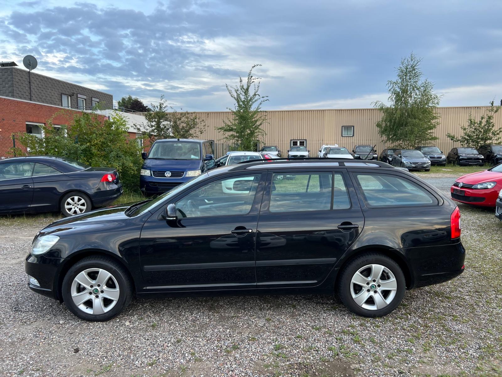 Skoda Octavia 2012 — photo 8