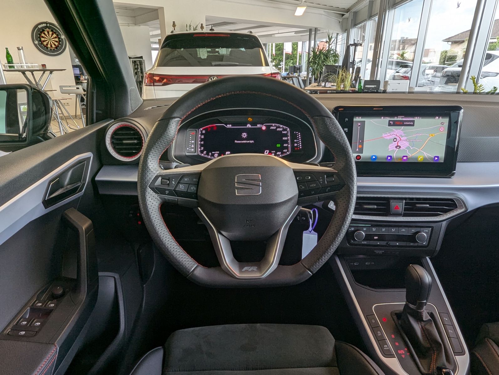 SEAT Arona 1.0 TSI FR DSG LED Dinamica ACC AHK Kamera - Image 18