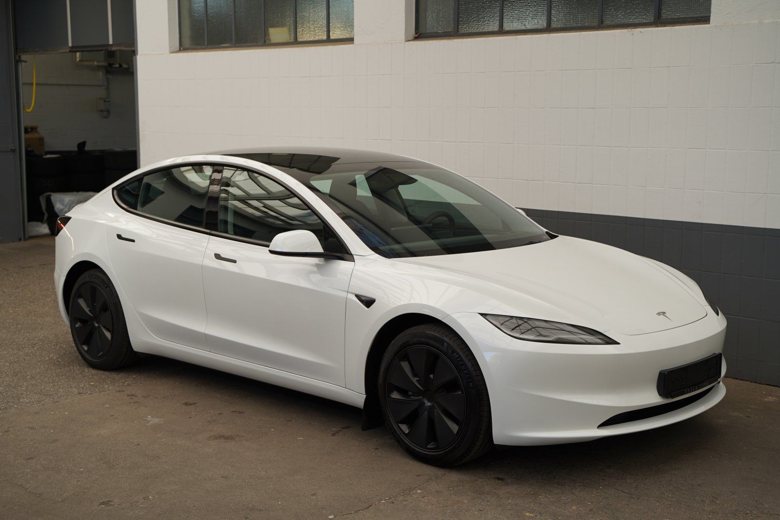 Tesla Model 3 Standard Range Highland EAP unfallfre foto 21