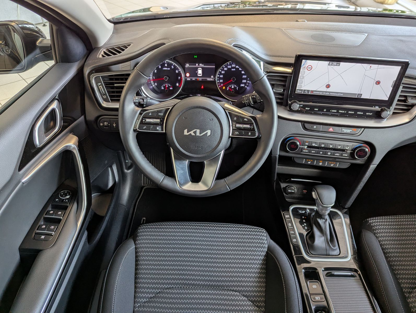 Fahrzeugabbildung Kia cee'd Sportswagon 1.5 Ultim Style-Pak JBL ACC 7J
