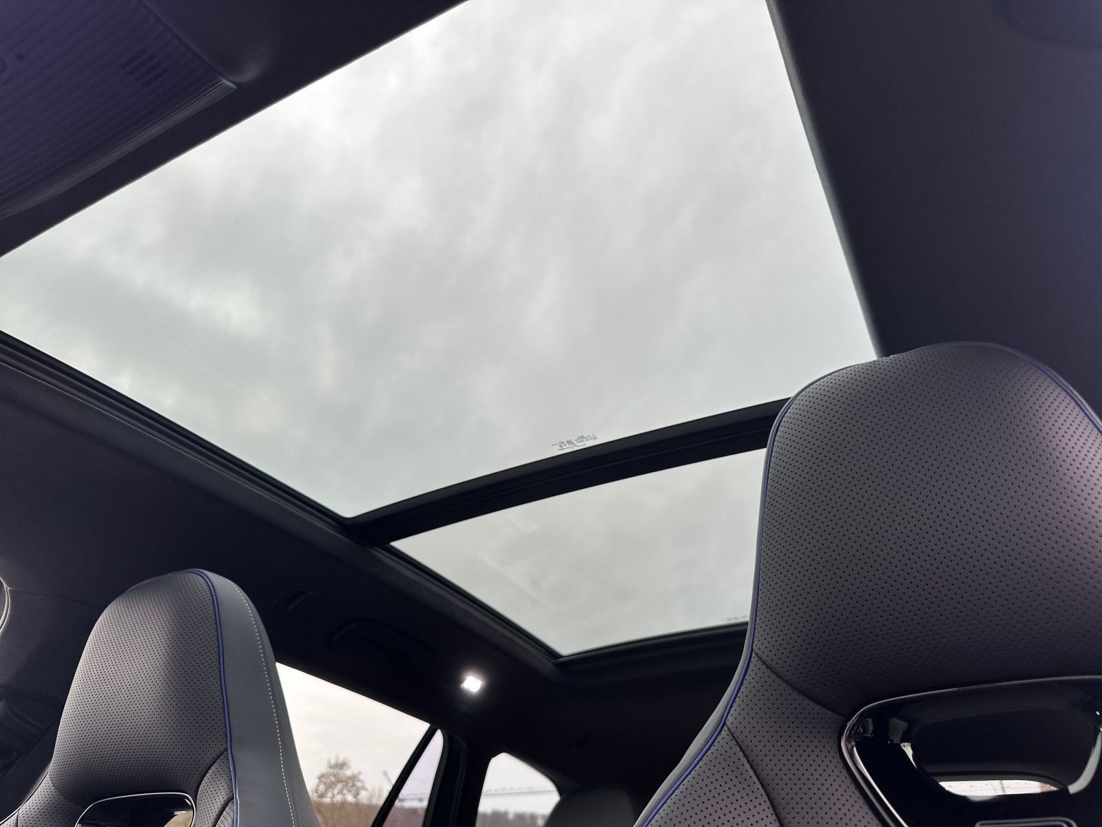 Volkswagen Passat - Bild 15