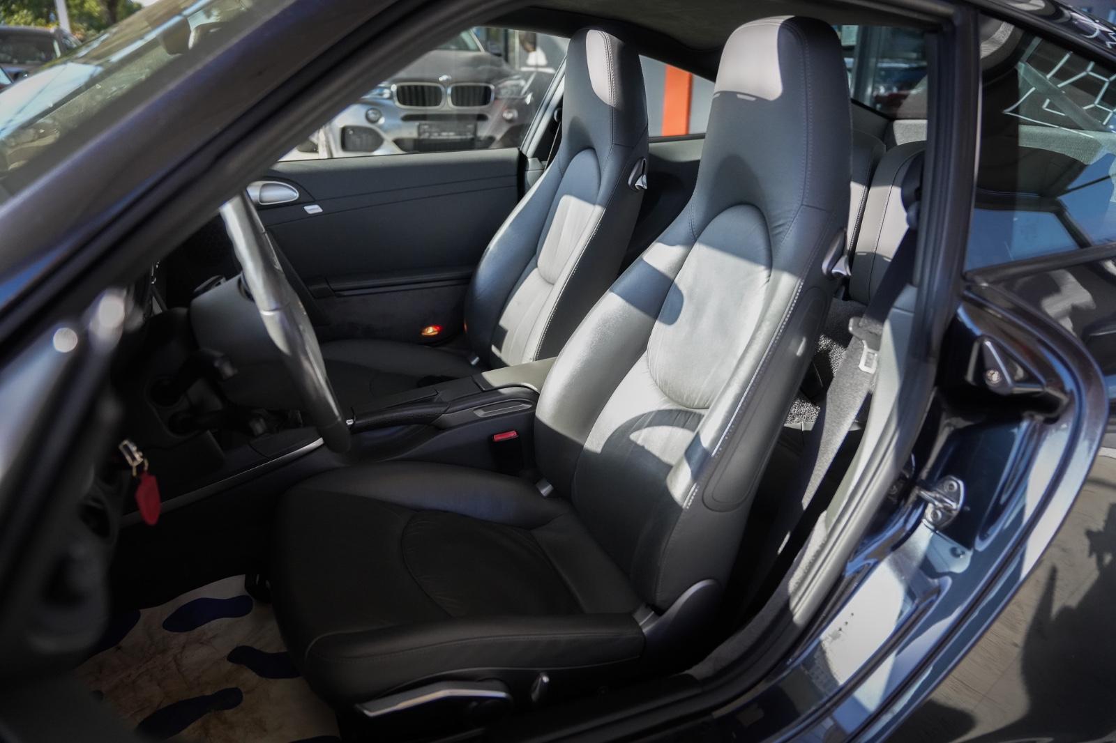PORSCHE 911 CARRERA 4 S COUPE
