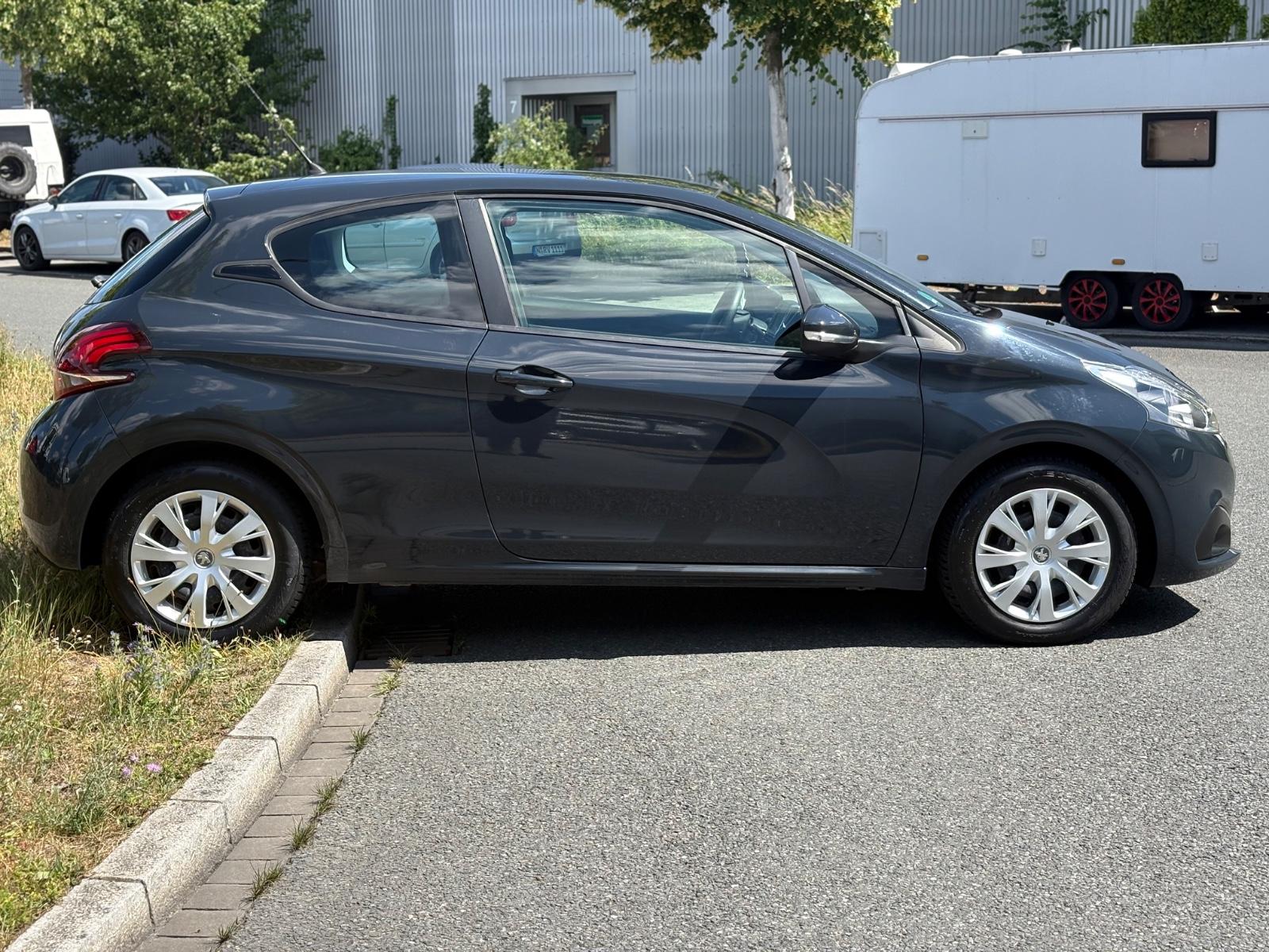 Peugeot 208 Active *SHZ*PDC*Klima*Tüv Neu*1Hand*