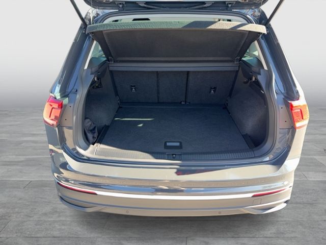 Tiguan LIFE 2.0 TDI DSG NAVI AHK APP-CON LENKR:H