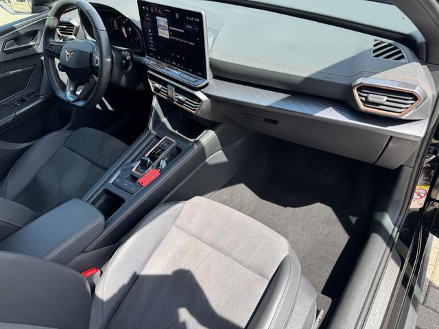 Leon 2.0 TSI 300PS VZ DSG APP/ACC/Sennheiser/DCC