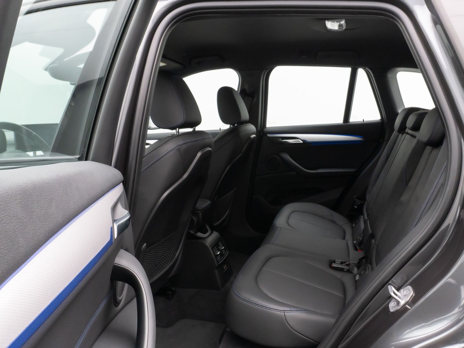 Fahrzeugabbildung BMW X1 sD20d M Sport NaviPlu HUD DAB Alarm Leder 18"