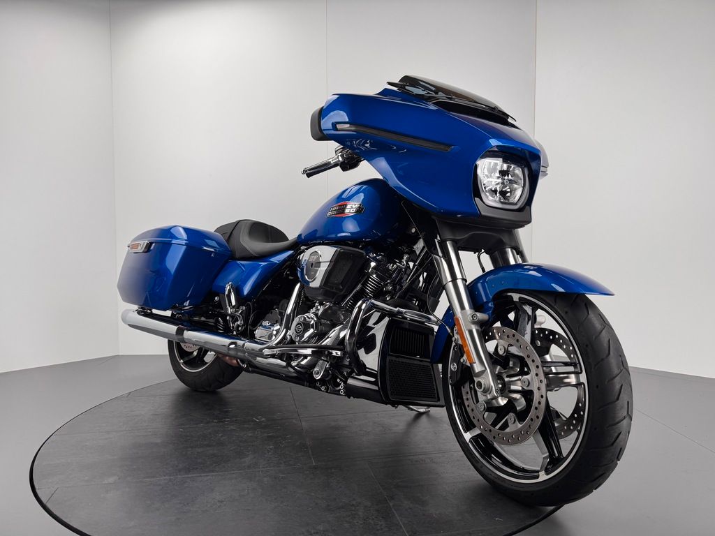 Fahrzeugabbildung Harley-Davidson STREET GLIDE *NEUWERTIG *5HD