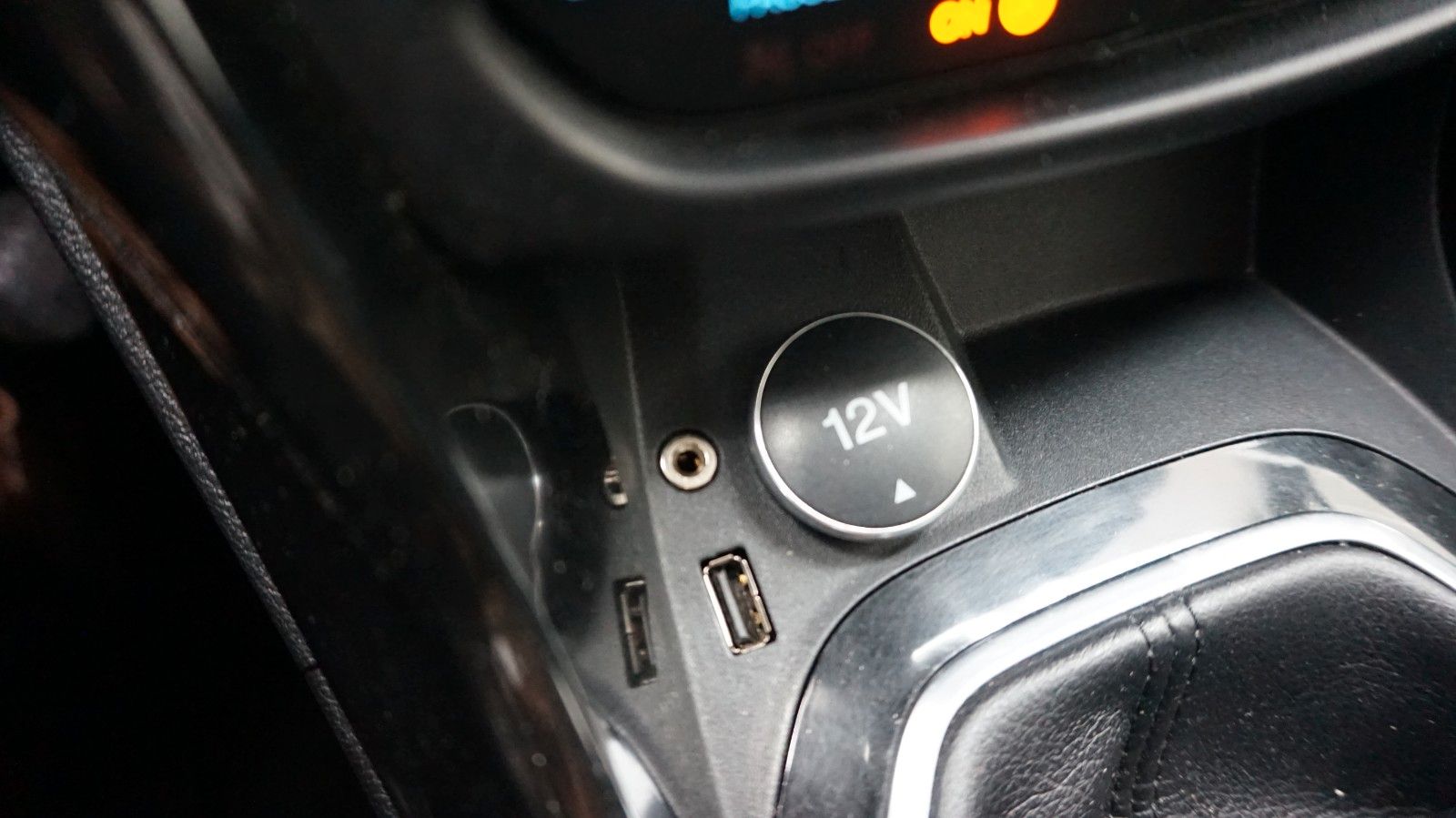 Fahrzeugabbildung Ford B-Max Titanium 4,9 Liter / 100 Km
