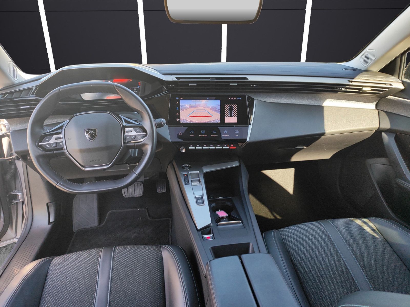 Fahrzeugabbildung Peugeot 308 Allure*Automatik*Kamera*LED*Navi