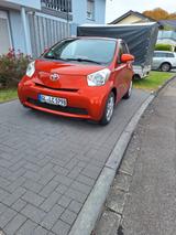 Toyota IQ 1,0-l-VVT-i - - Toyota IQ: Von Privat