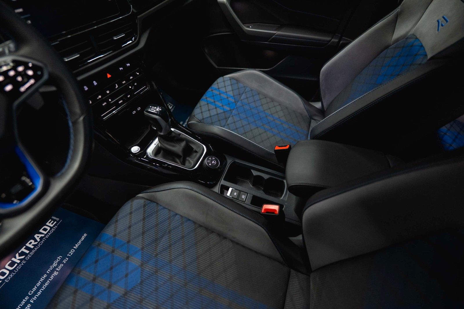 Fahrzeugabbildung Volkswagen T-Roc R 4Motion Black Design *ACC*Matrix*DAB+*