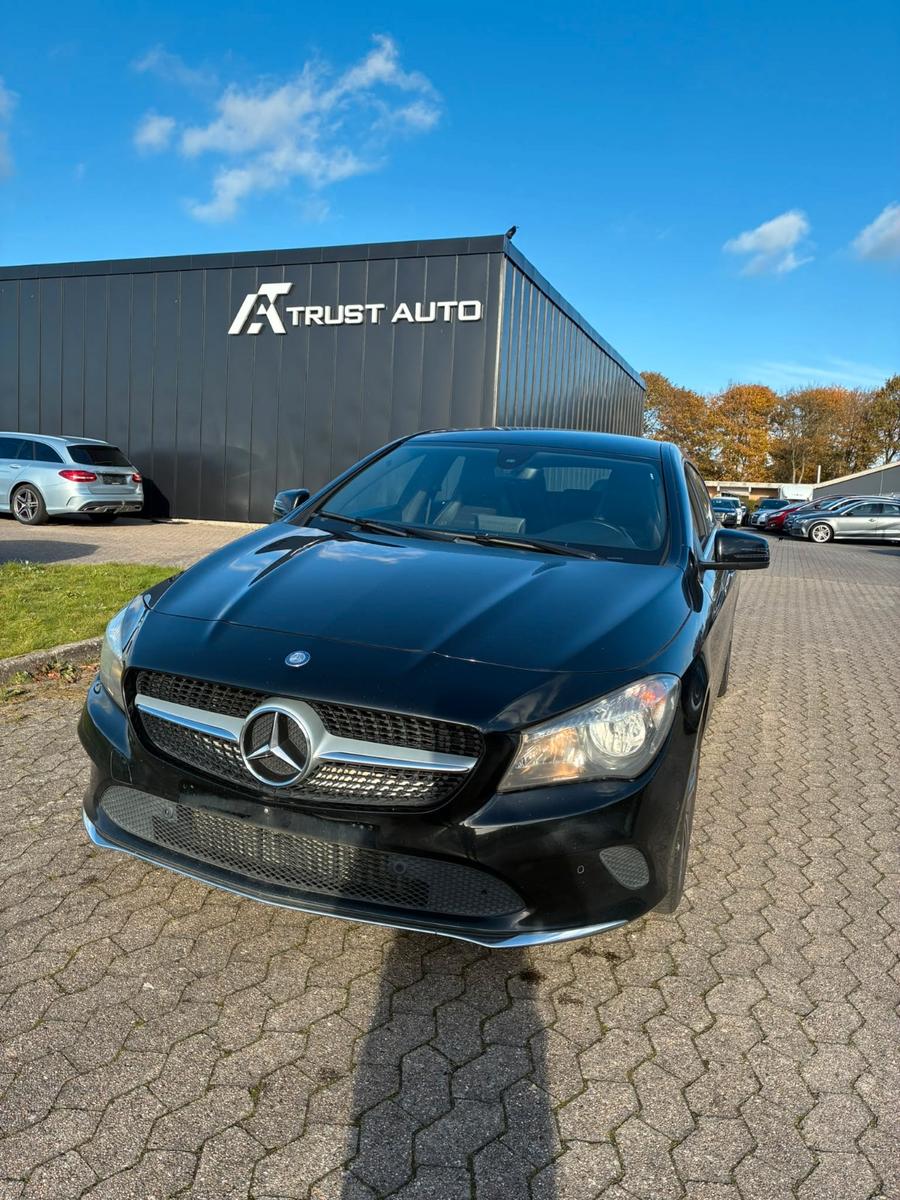 Mercedes-Benz CLA 200 Shooting Brake