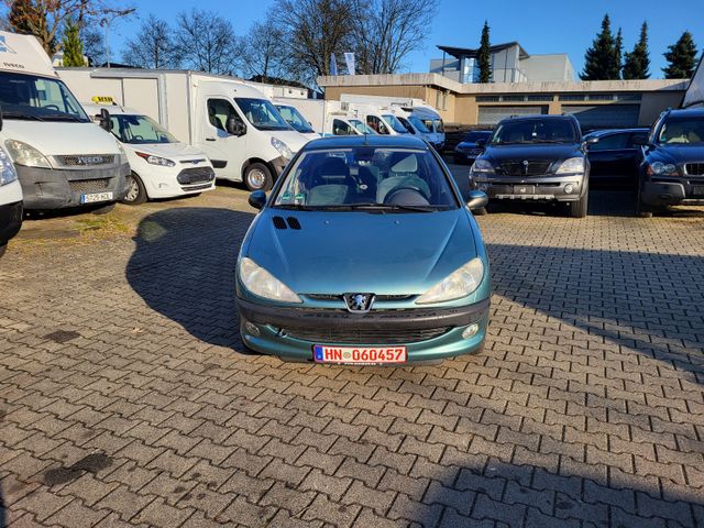 Peugeot 206 1.4  AUTOMATIK/SERVICE/ NEU/GETRIEBE ÖL NEU