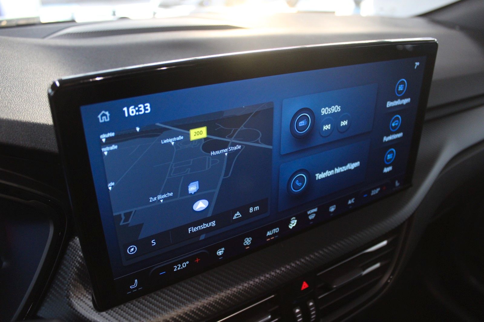 Fahrzeugabbildung Ford Kuga PHEV ST-LINE NAVI Kamera Winter Paket