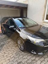 Toyota Avensis 2,0-l-D-4D Executive Touring Sports ... - Toyota Avensis bis 20.000 Euro