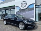 Volkswagen Passat Lim. Comfortline, Aut., Navi, Vollleder - Volkswagen Passat mit Diesel-Antrieb: Schwarz