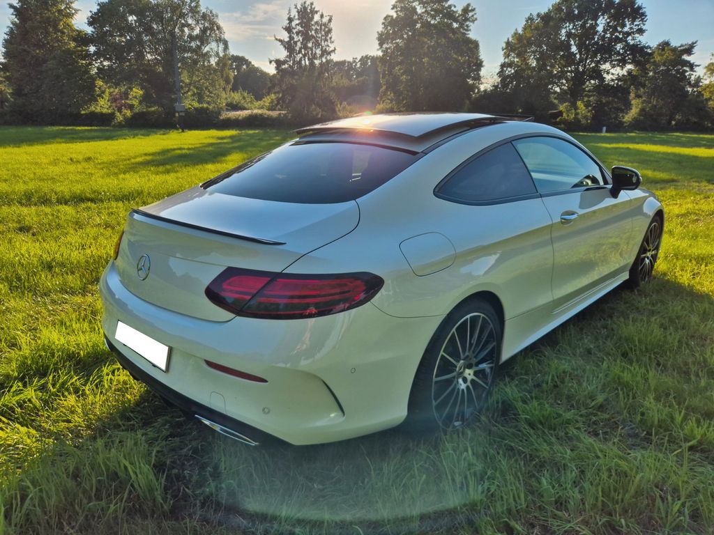 Image of Mercedes-Benz C 300