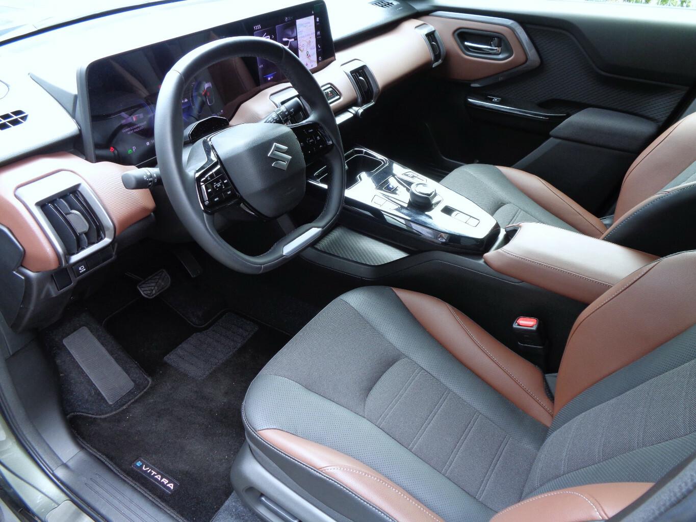 Suzuki e VITARA 128 kW eAxle Comfort+