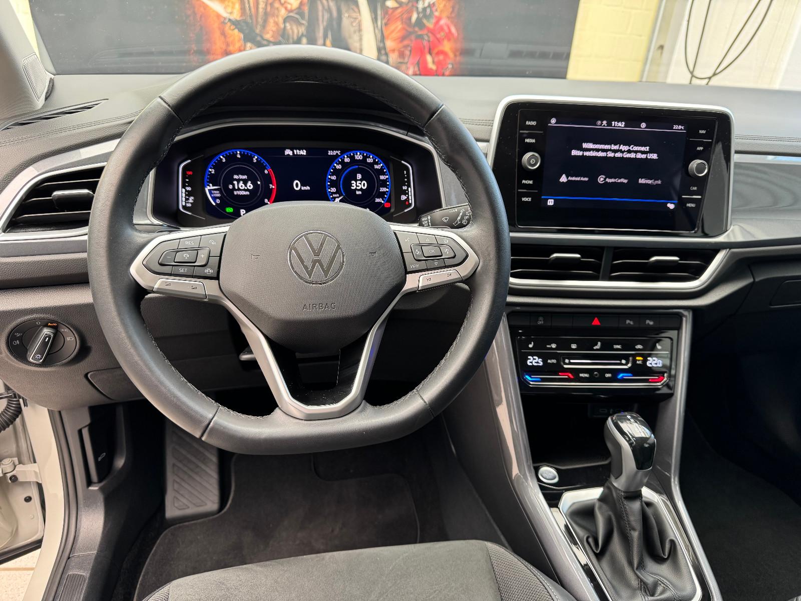Volkswagen T-Roc Style 1.5 TSI DSG CarPlay/AndroidAuto, миниатюра 2